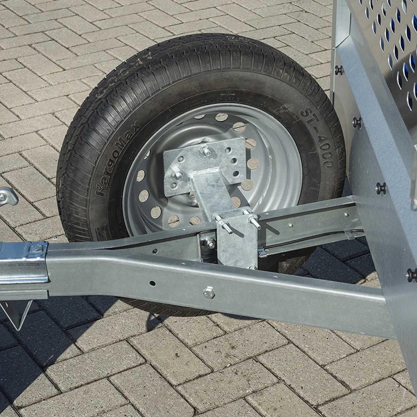 Ersatzradhalter für PKW Anhänger mit Montageplatte | 4 / 5 Loch Felgen