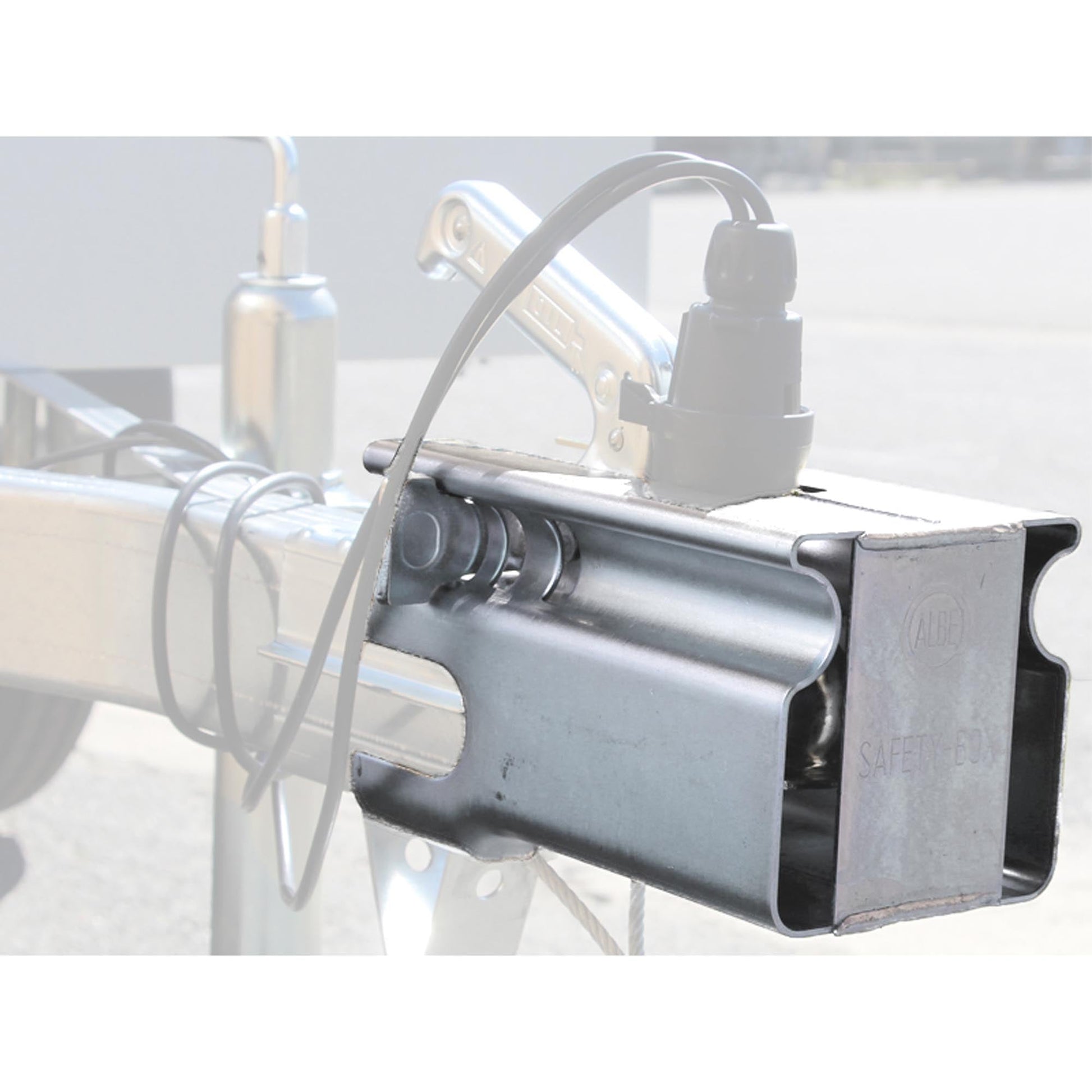 Premium Diebstahlsicherung für Anhänger mit Schloss Safety Box - TMN - shop.de